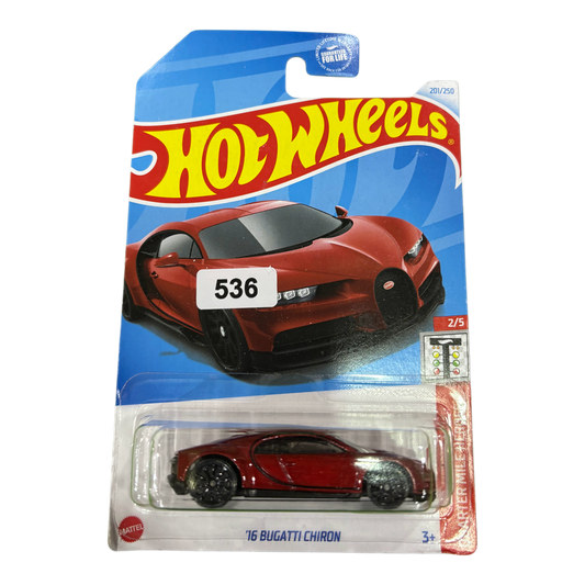 16 BUGATTI CHIRON (536)